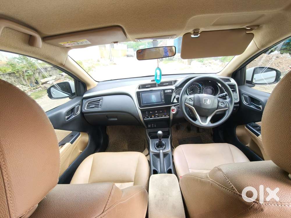 Honda City V Mt Exclusive, 2022, Petrol