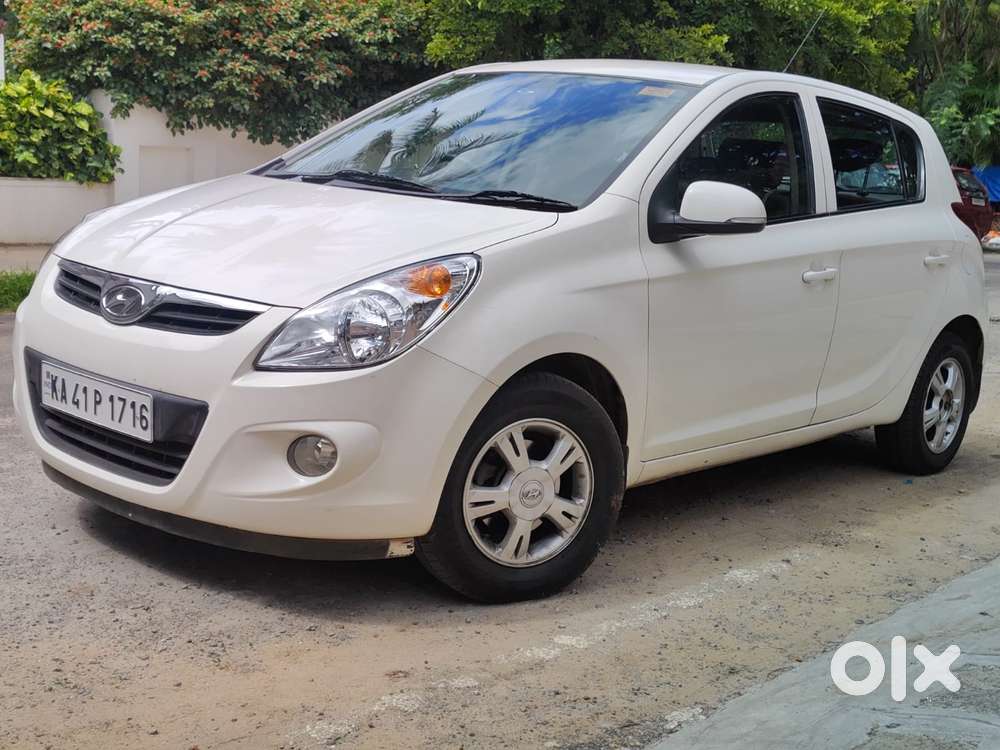 Hyundai I20 1.4 Asta At With Avn, 2011, Petrol