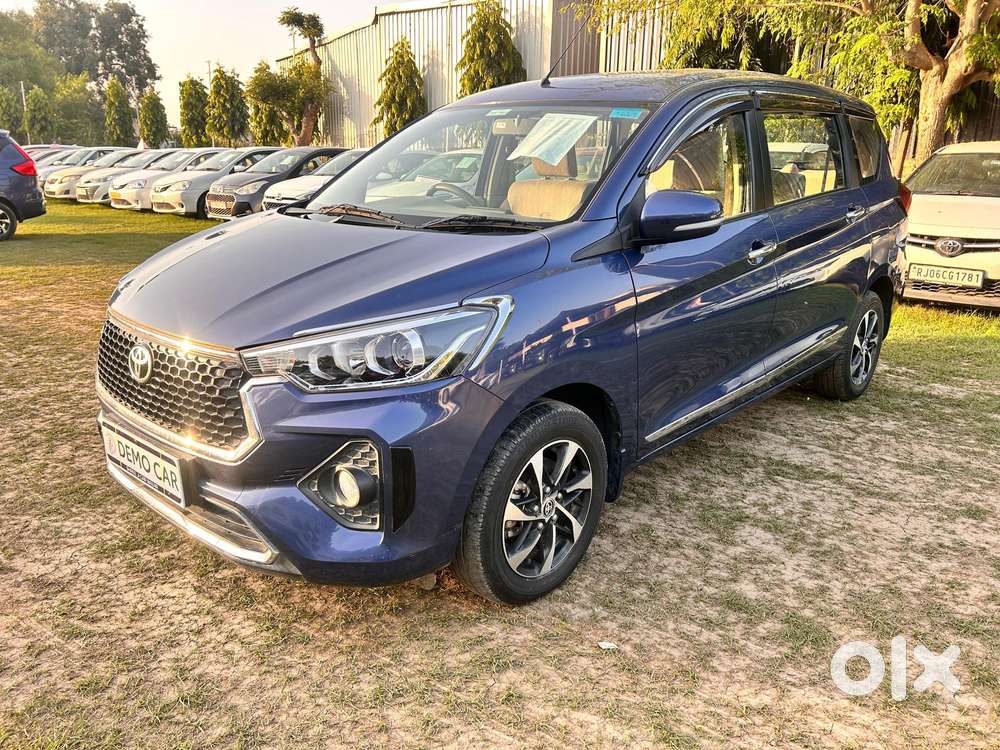 Toyota Rumion V At, 2023, Petrol