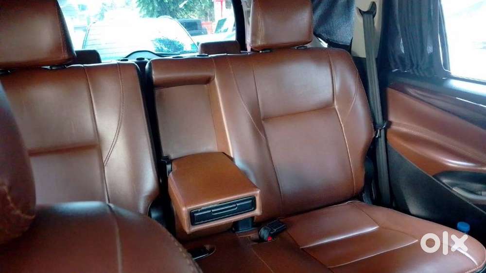 Toyota Innova Crysta 2.4 Gx Mt 8s, 2019, Diesel