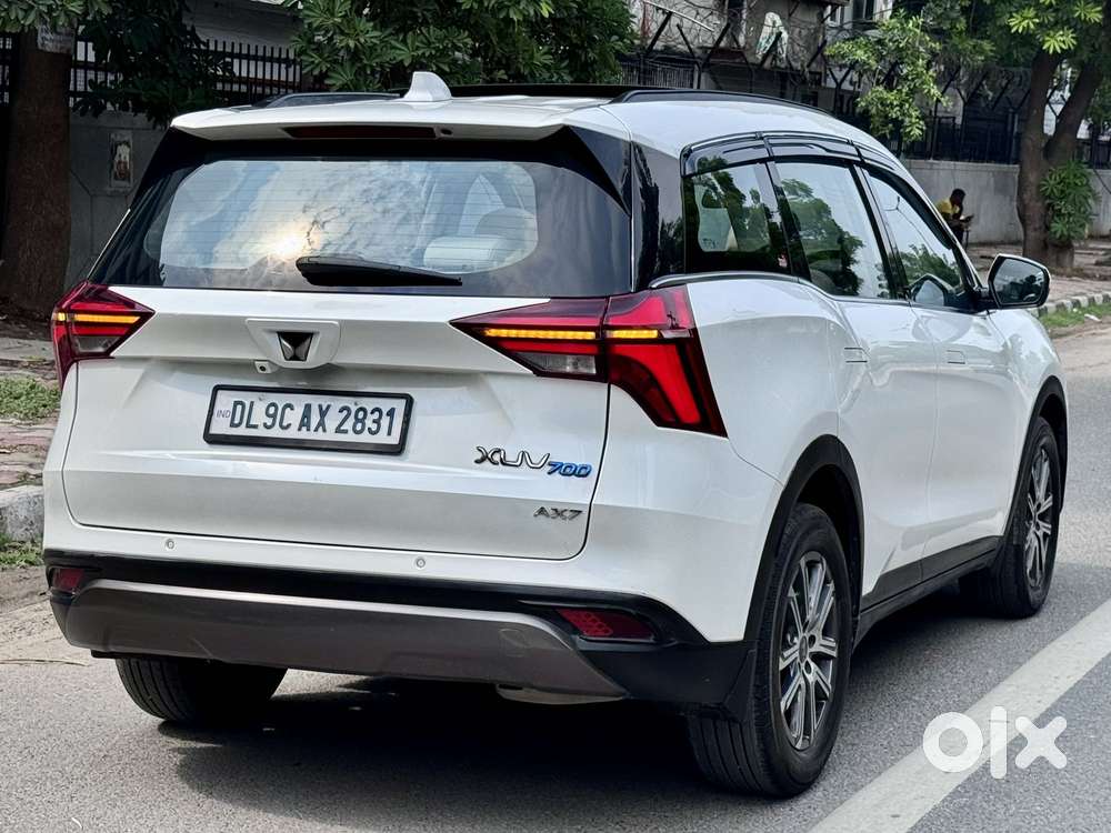 Mahindra Xuv700 2.0 Ax 7 Petrol Mt Str, 2022, Petrol