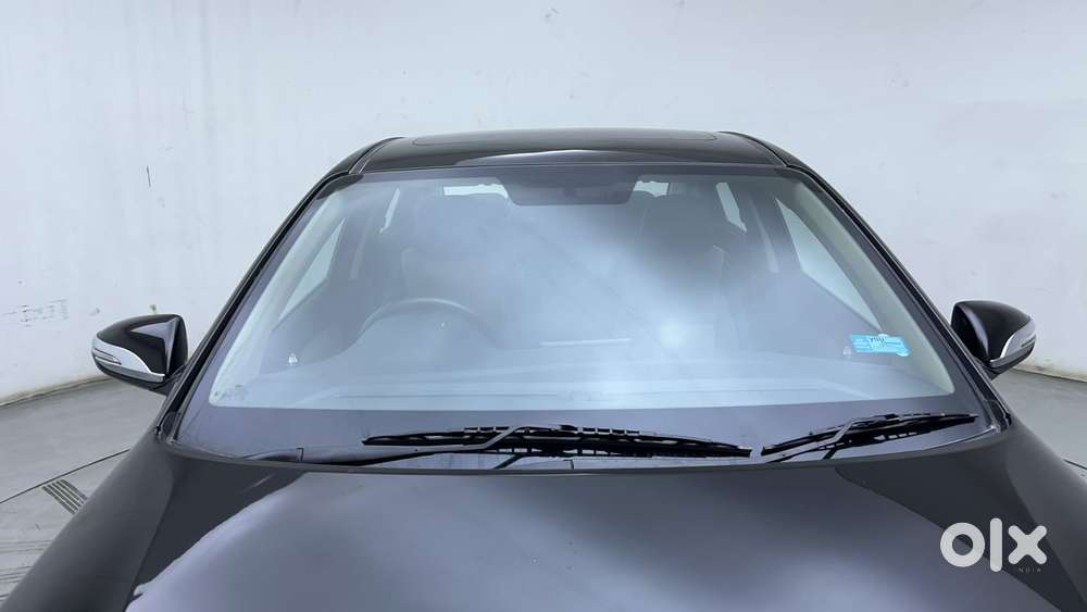 Hyundai Verna 1.5 Sx (o) Vtvt Ivt, 2022, Petrol