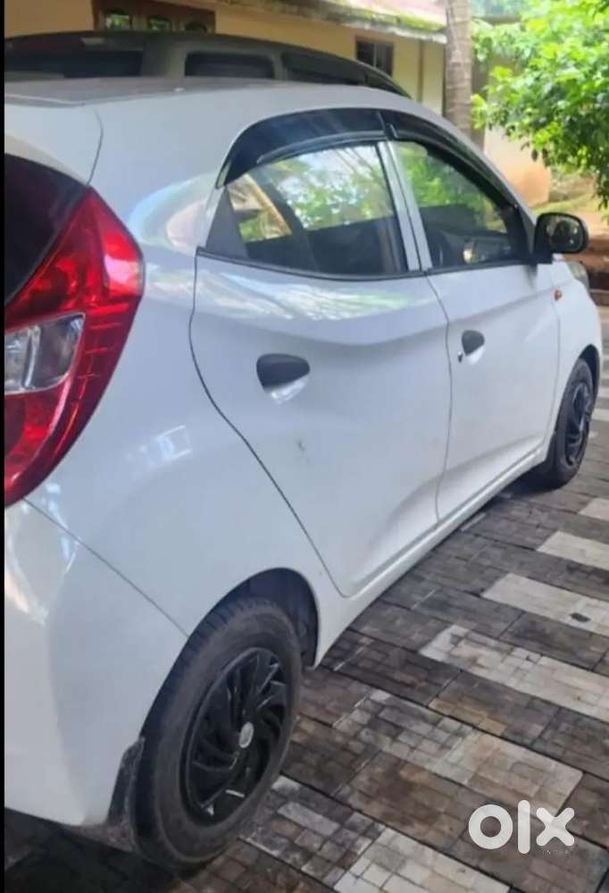 Hyundai Eon 2012 Petrol Well Maintained