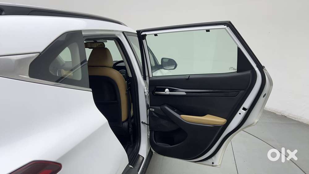 Kia Seltos 1.5 Htx+ Petrol At, 2023, Petrol