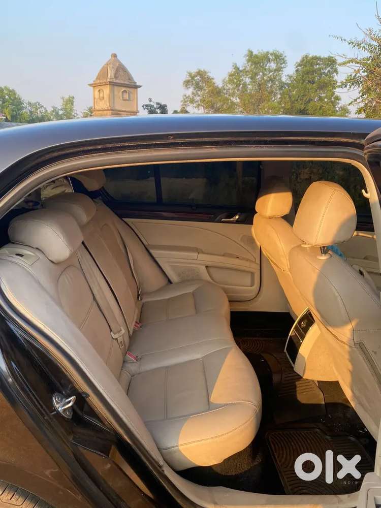 Skoda Superb 2013 Diesel Automatic  2nd Owner  Well Maintained