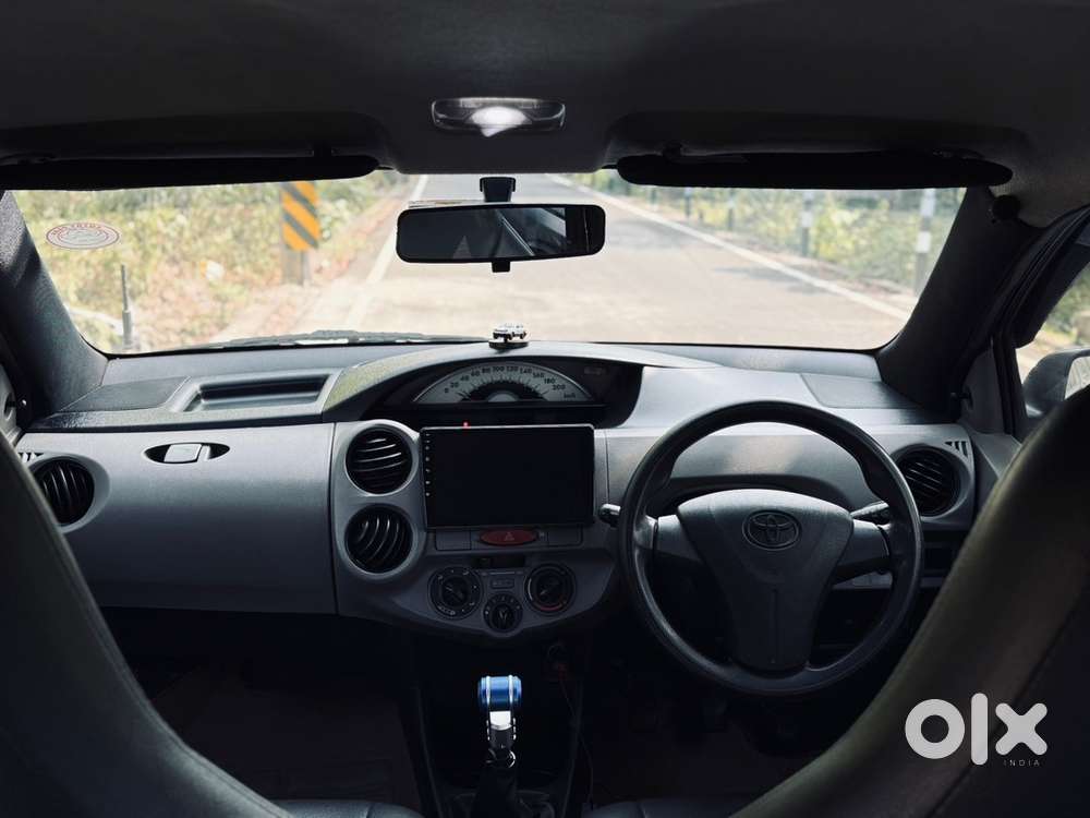 Toyota Etios Liva 2011 Petrol Manual