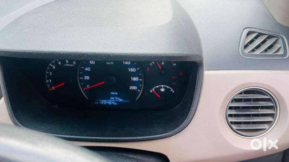 Hyundai Xcent 2015 Diesel 120000 Km Driven