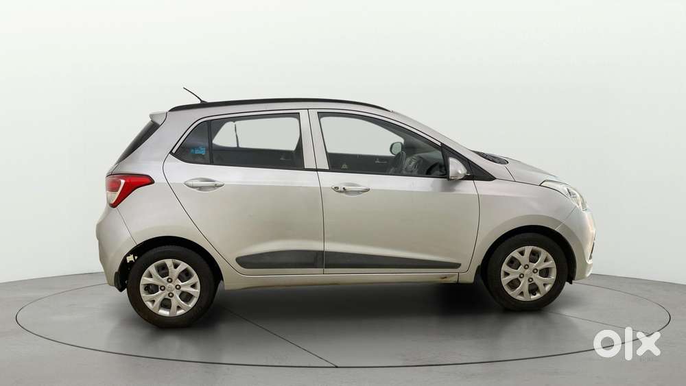 Hyundai Grand I10 2013-2016 At Sportz, 2014, Petrol