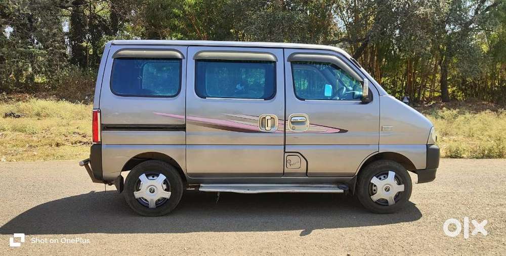 Maruti Suzuki Eeco 7 Seater Standard, 2017, Cng & Hybrids