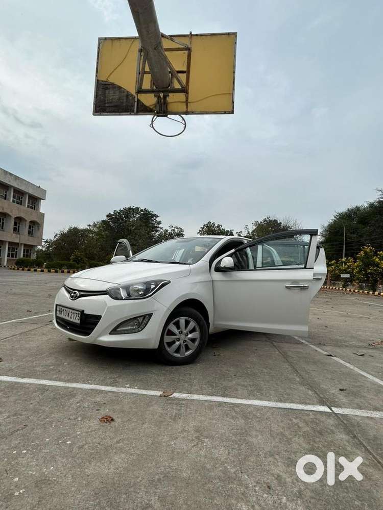 Hyundai I20 2014 Diesel 80870 Km Driven