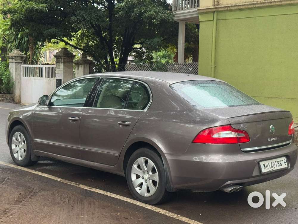Skoda Superb Elegance 1.8 Tsi At, 2013, Petrol
