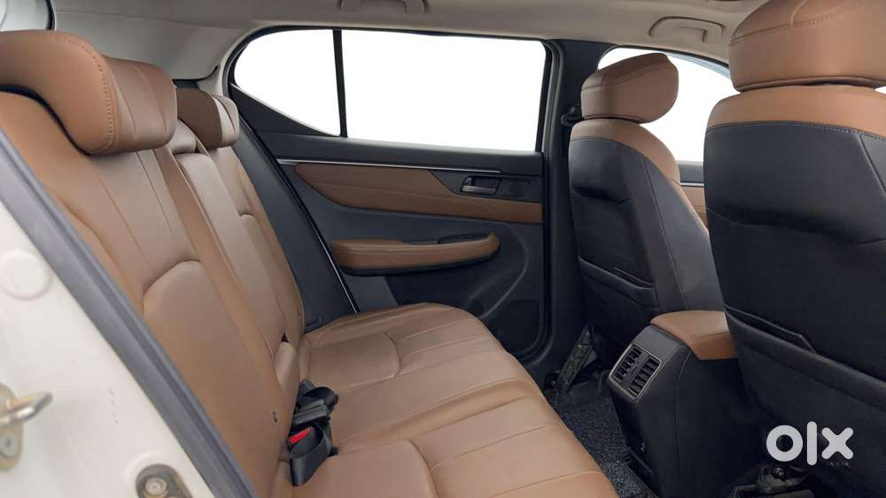 Honda Elevate Zx Cvt, 2024, Petrol