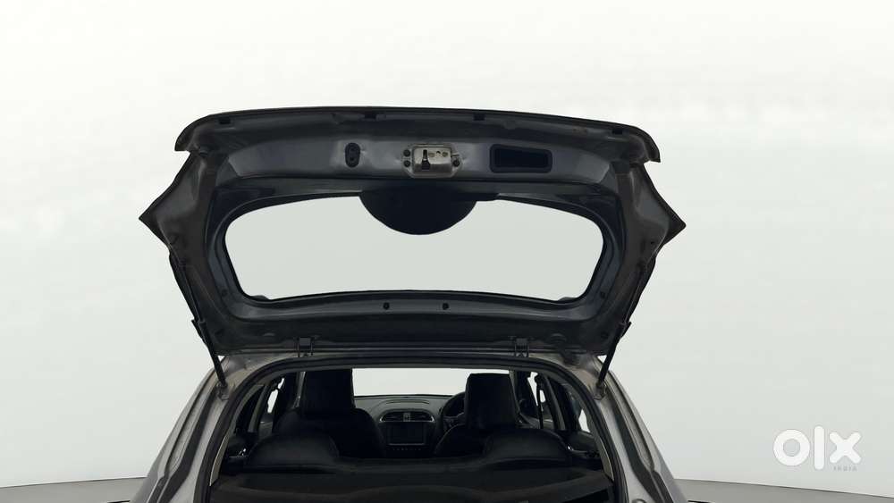 Tata Tiago 1.2 Revotron Xz, 2018, Petrol