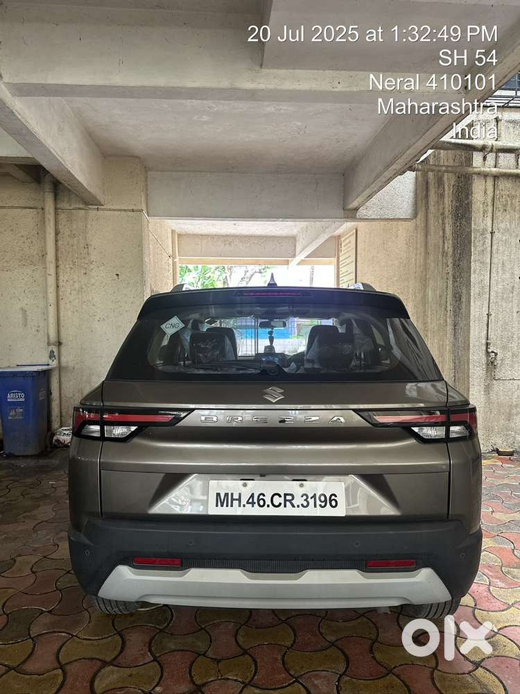 Maruti Brezza Zxi 2024