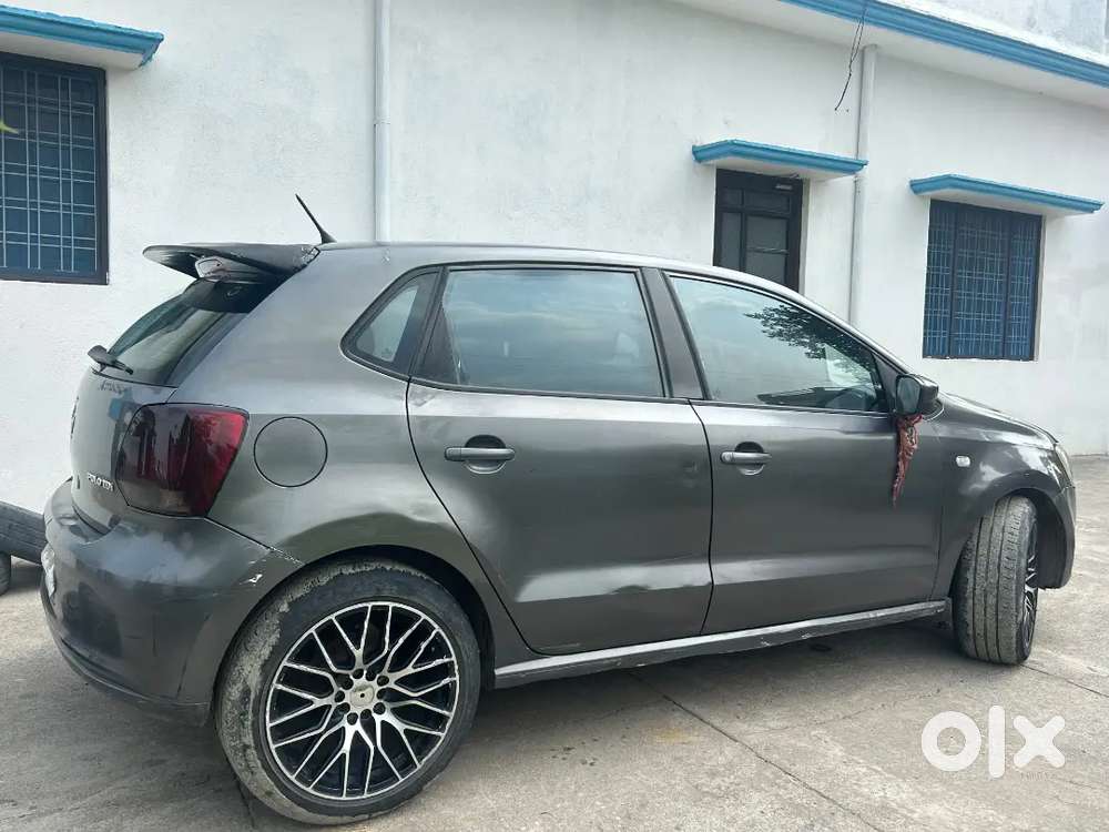 Volkswagen Polo 2013 Diesel 100000 Km Driven