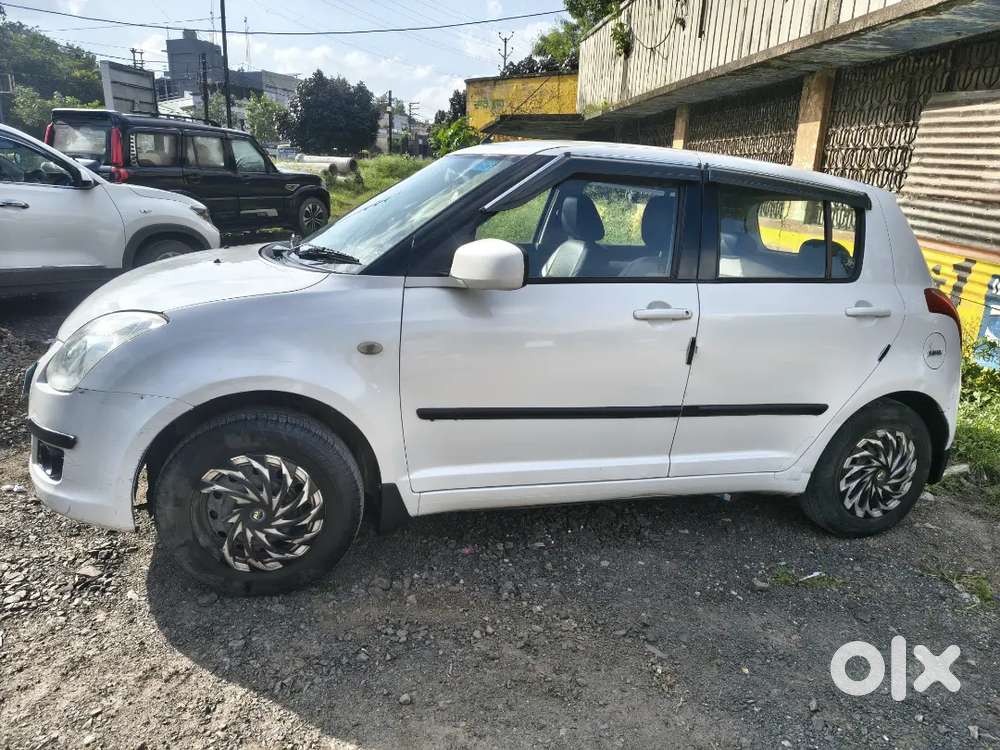 Maruti Suzuki Swift Vxi 2011