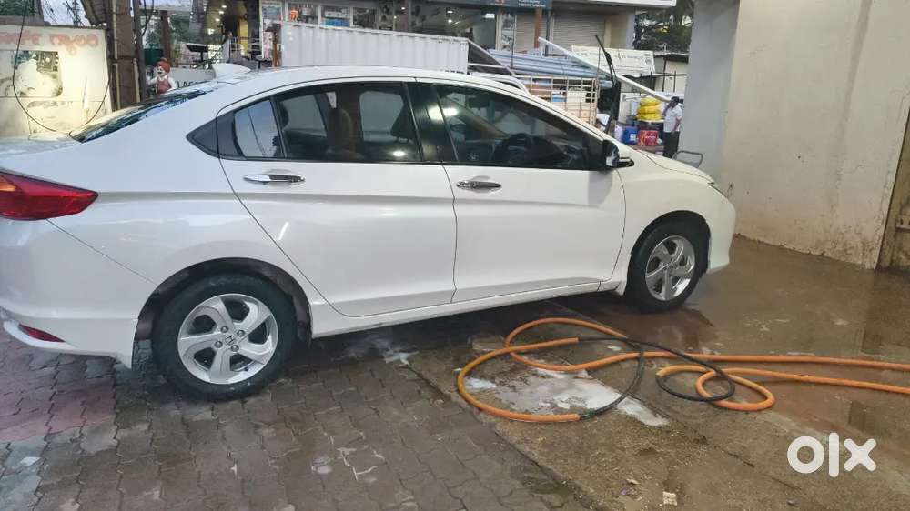 Honda City 2016-2017 Petrol Automatic. 19 + Mileage