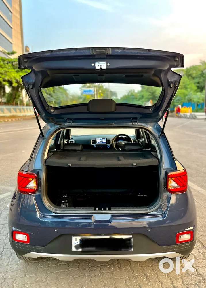 Hyundai Venue 1.2 S 2021 Petrol Manual 2022 Ragistration