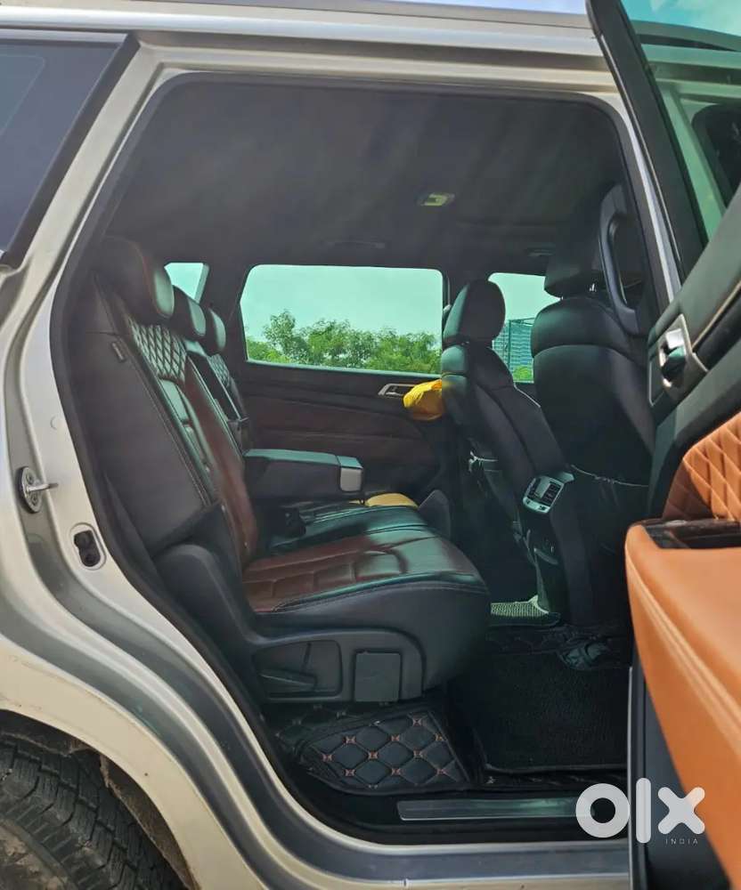 Mahindra Alturas G4 2019 Diesel Well Maintained