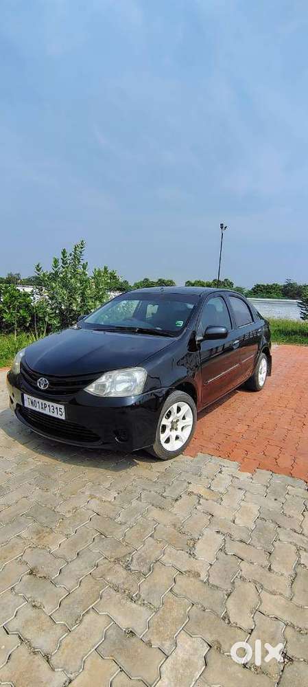Toyota Etios, 2011, Petrol