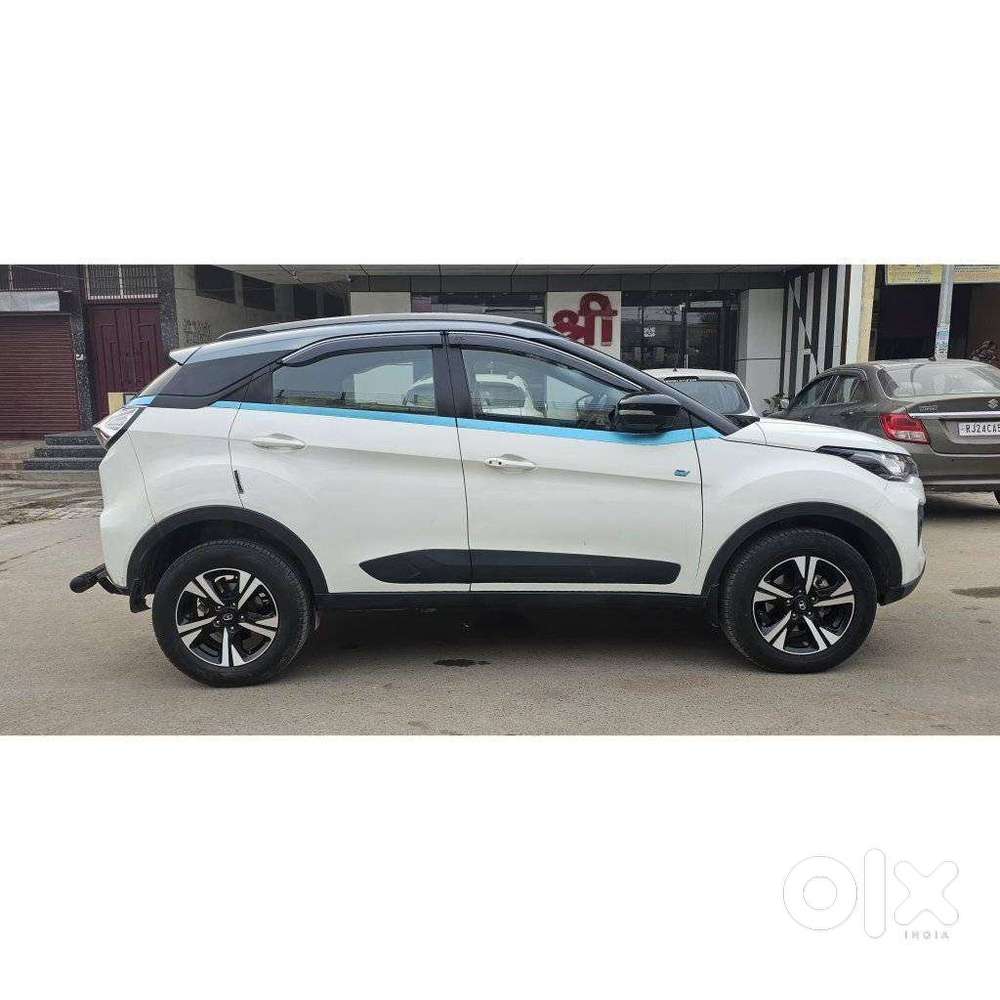 Tata Nexon Ev Max 3.3 Kw Xz Plus Lux, 2023, Electric