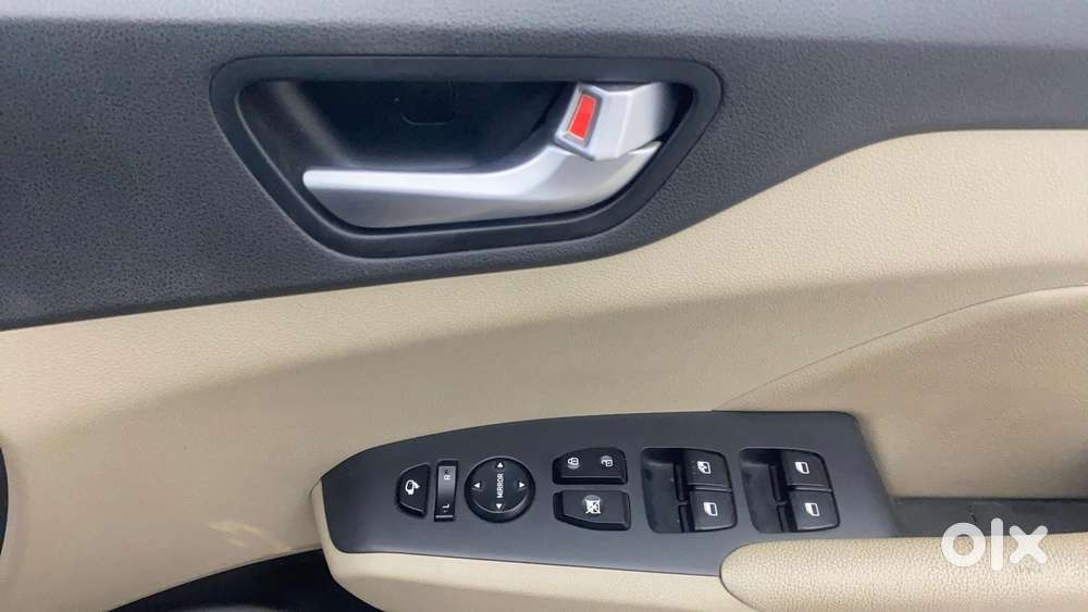 Hyundai Verna 1.6 Sx (o) Vtvt At, 2017, Petrol