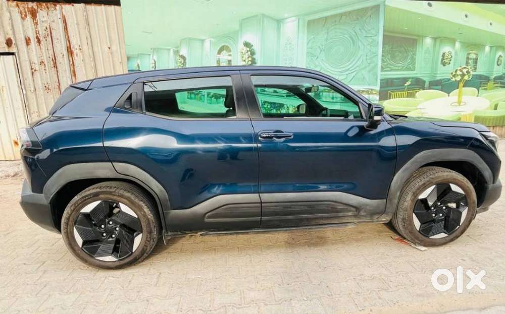 Maruti Suzuki Grand Vitara 1.5 Alpha Plus Intelligent Hybrid Ecvt, 2..