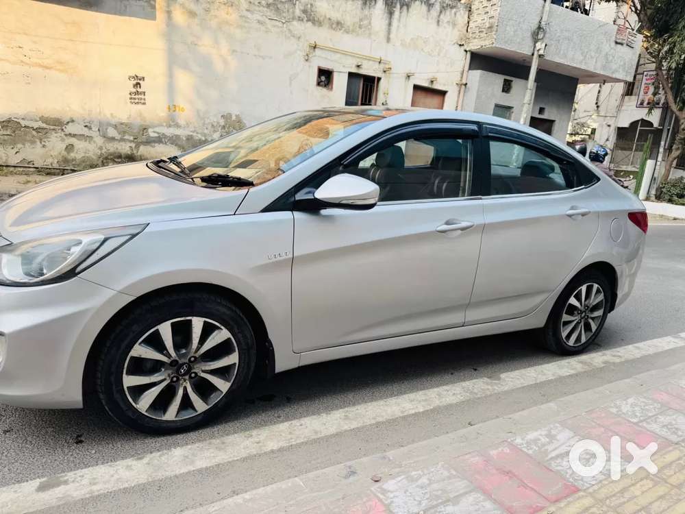 Hyundai Verna Fluidic 1.6 Vtvt Sx, 2014, Petrol
