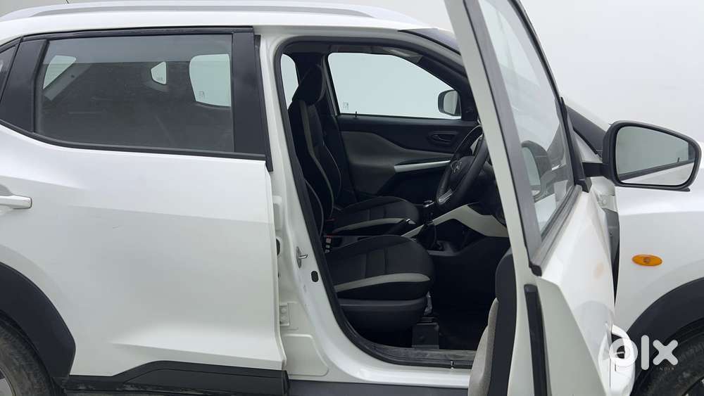 Nissan Magnite 1.0 Xe, 2023, Petrol