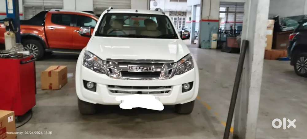 Isuzu V-cross 4x4 2017 Well Maintained,fancy Number
