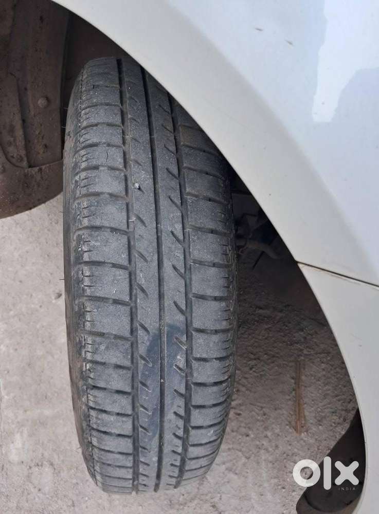 Maruti Suzuki Swift 2011-2014 Vxi, 2012, Petrol