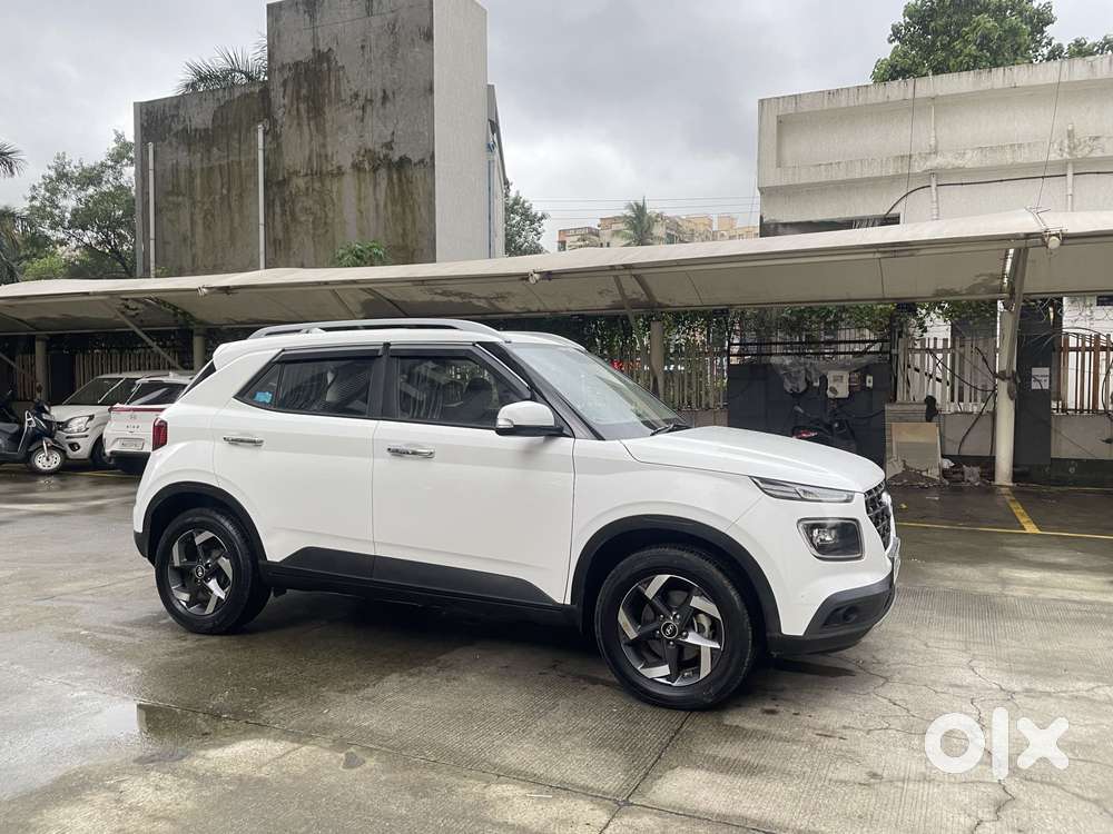 Hyundai Venue Sx (o) Mt 1.5 Diesel, 2022, Diesel