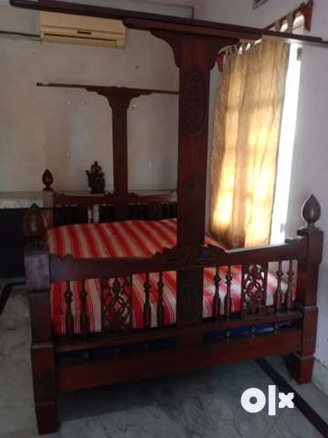 Antique bed store olx