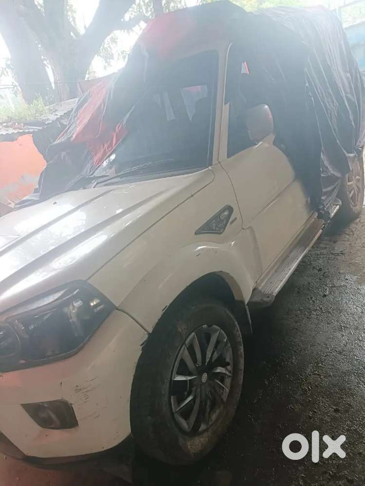 Mahindra Scorpio S5 Plus 2018