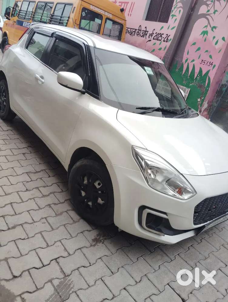 Maruti Suzuki Swift 2023 Petrol 68000 Km Driven