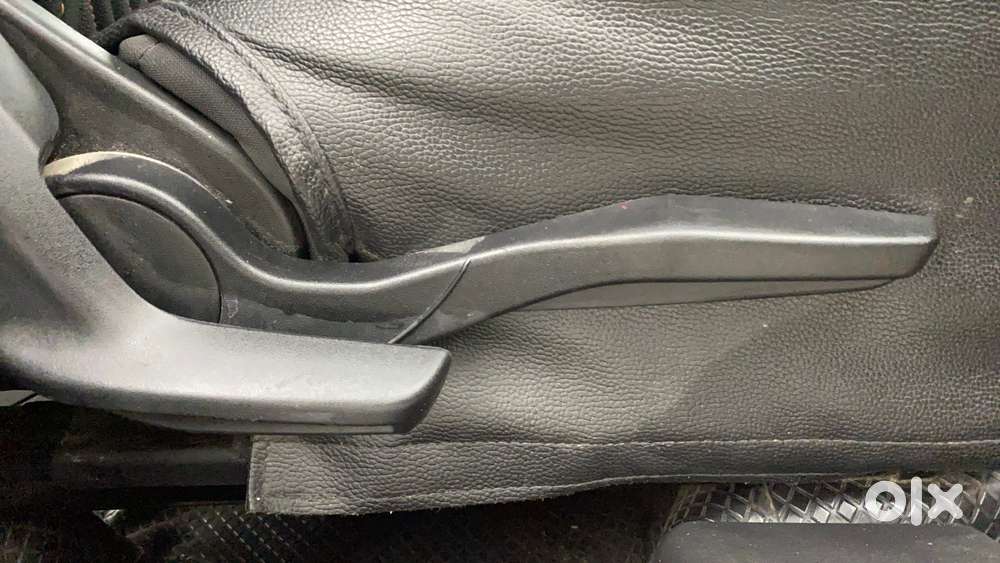 Maruti Suzuki Swift Amt Vxi, 2020, Petrol