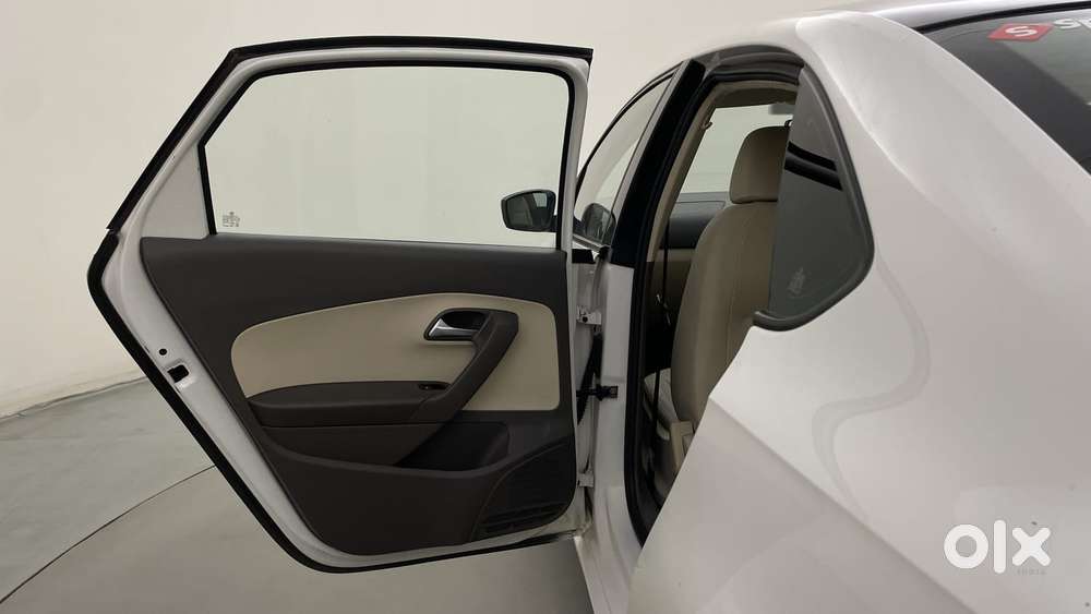 Volkswagen Vento 2010-2013 Petrol Highline, 2013, Petrol
