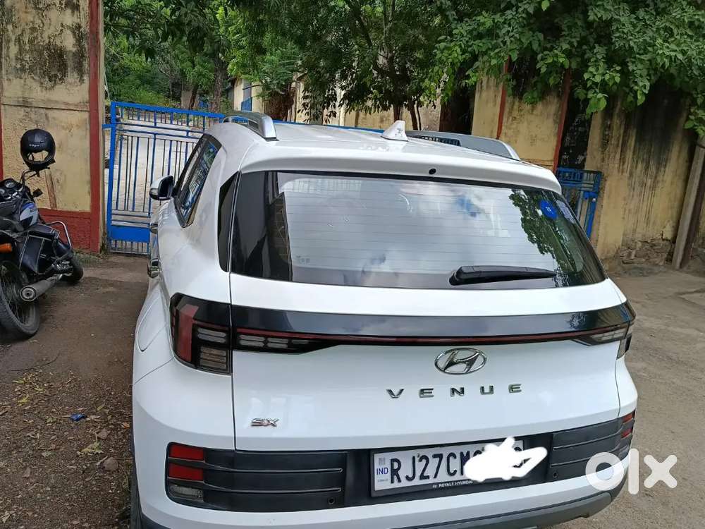 Hyundai Venue Diesel 2024 Manual Second Hand