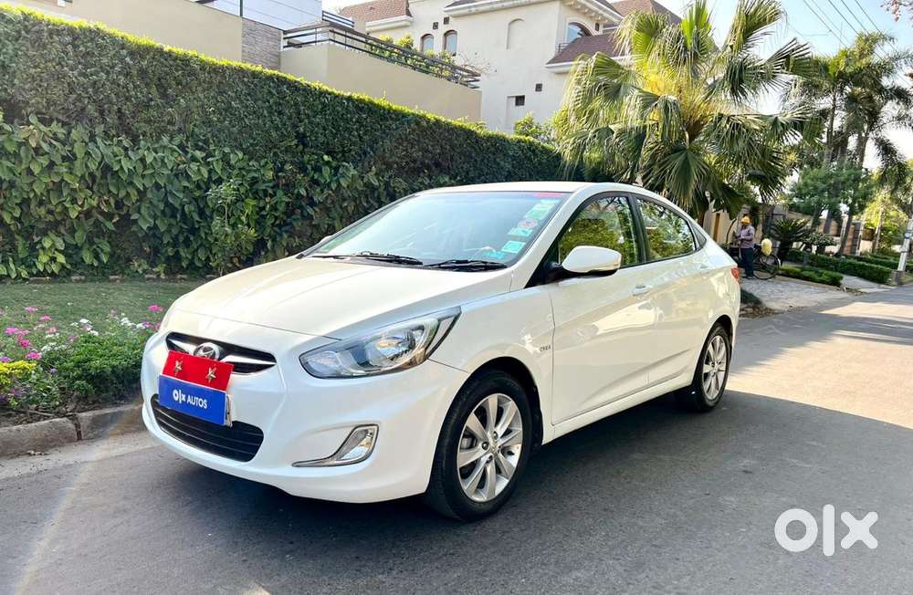 Hyundai Verna 1.6 Sx (o) Vtvt, 2012, Petrol