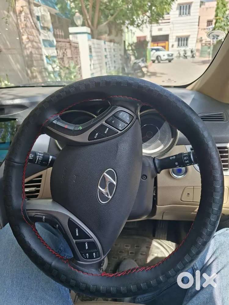 Hyundai Elantra 1.8 2013