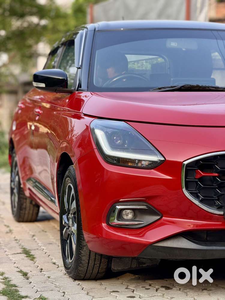 Maruti Suzuki Swift Zxi Plus Dual Tone, 2025, Petrol