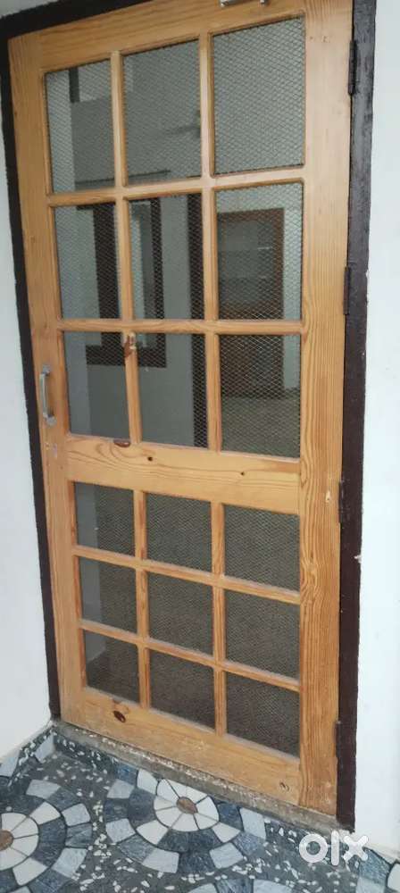 3 Rooms with kitchen and bathroom with geyser and RO