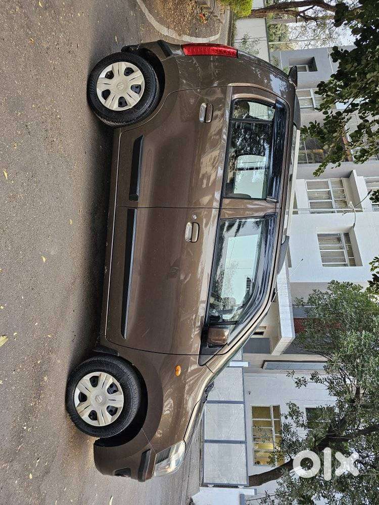 Maruti Suzuki Wagon R Amt Vxi Option, 2016, Petrol