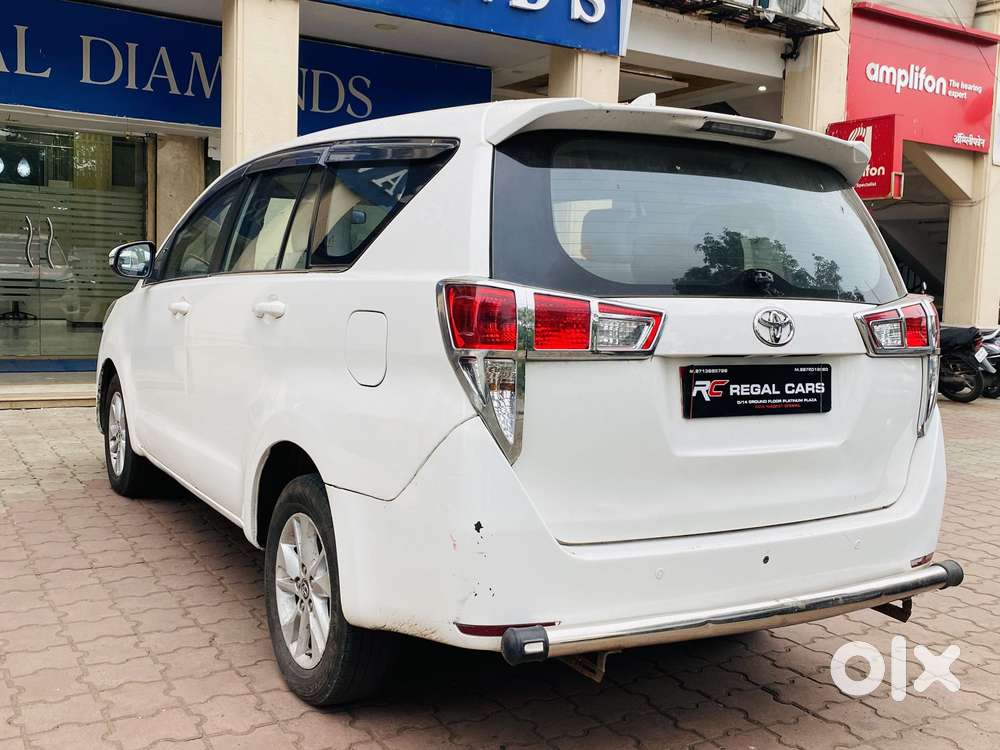 Toyota Innova Crysta 2.4 G Mt 7 Str, 2017, Diesel