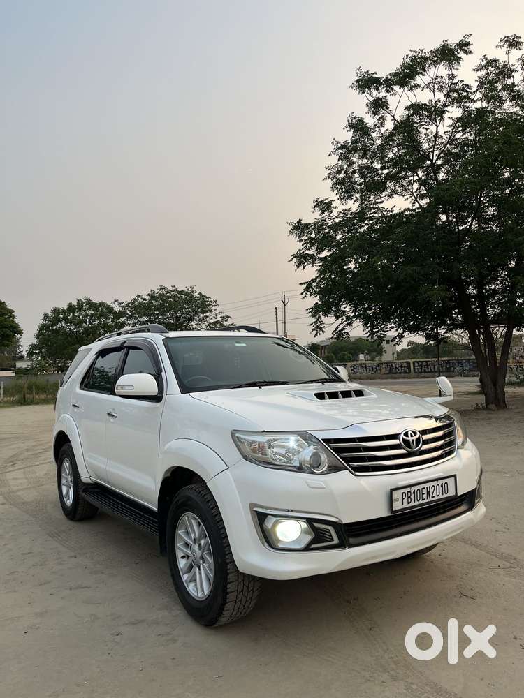 Toyota Fortuner 3.0 4x2 Automatic, 2014, Diesel