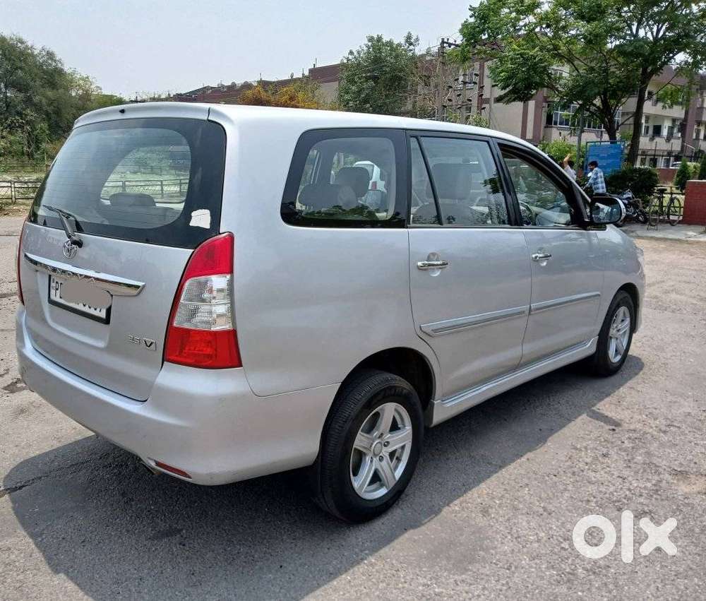 Toyota Innova 2.5 V 7 Str, 2013, Diesel