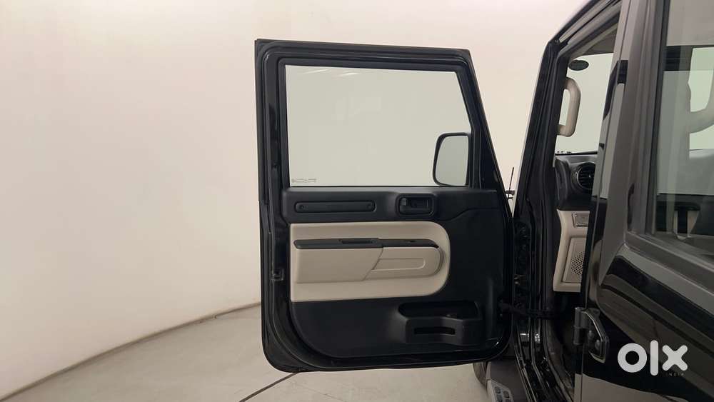 Mahindra Thar Roxx Mx3 Petrol At 2wd, 2025, Petrol