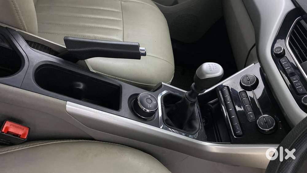 Tata Nexon 1.2 Revotron Xt, 2018, Petrol