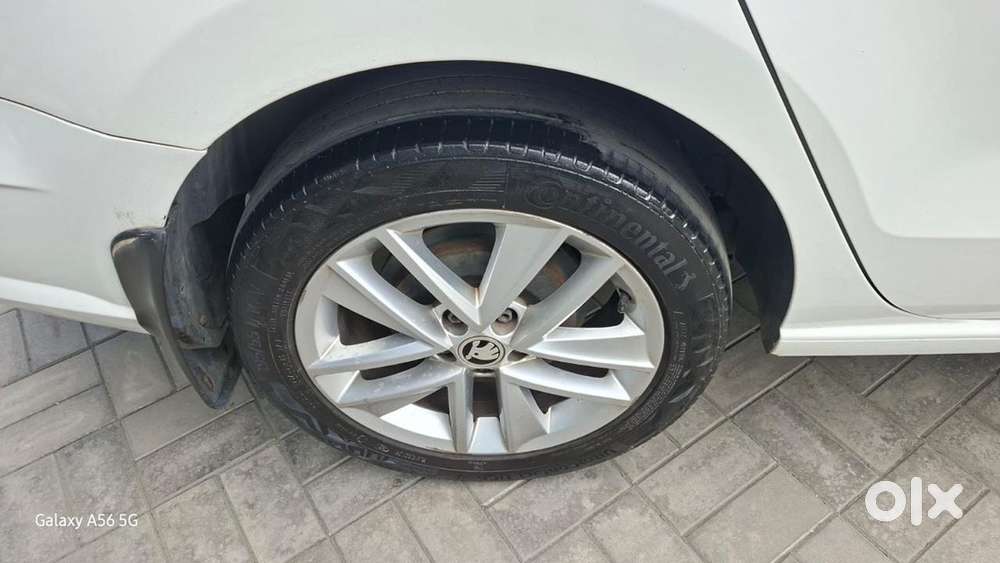 Skoda Rapid Petrol 2018