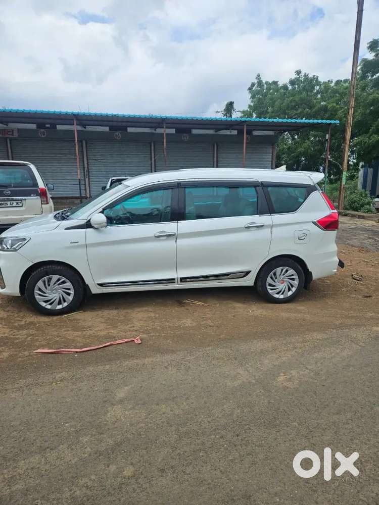 Maruti Suzuki Ertiga 2019 Diesel Well Maintained 4 Tier Button